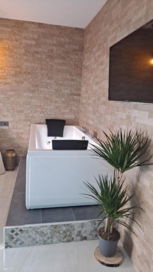 ESTUDIO Romántico SOL DE JEREZ Jerez de la Frontera Exterior foto