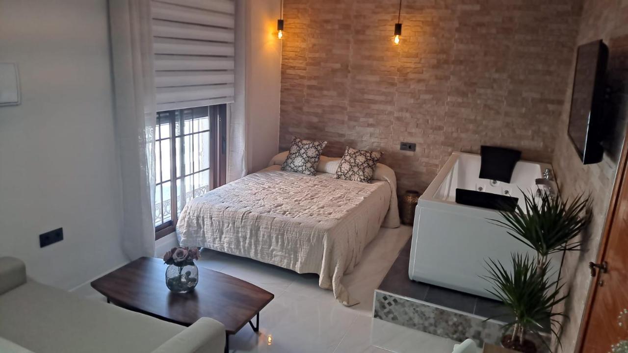 ESTUDIO Romántico SOL DE JEREZ Jerez de la Frontera Exterior foto